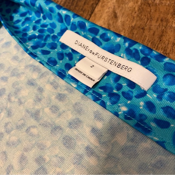 Diane Von Furstenberg Silk Wrap Dress - Picture 4 of 11